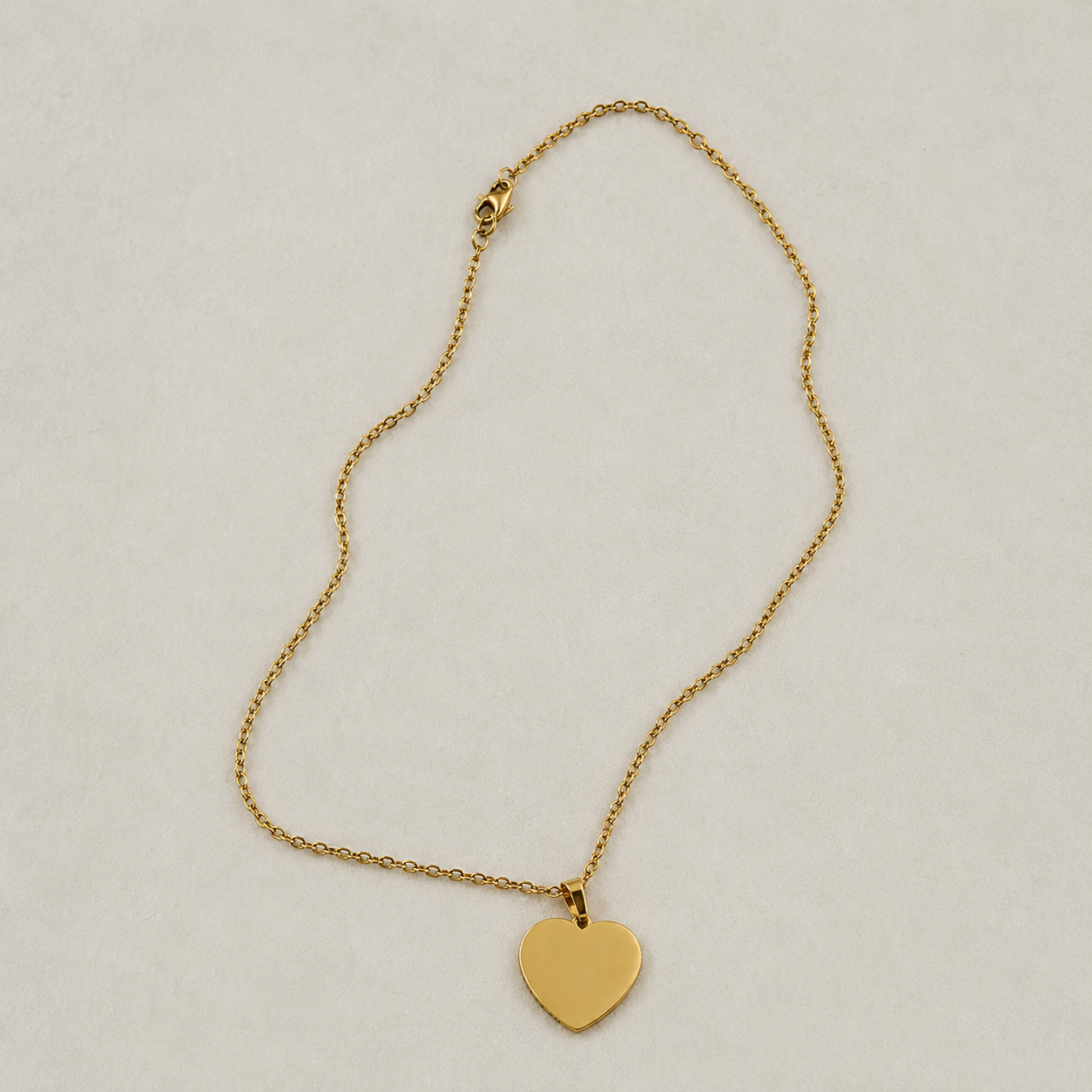 NOMTE Amour Pendant